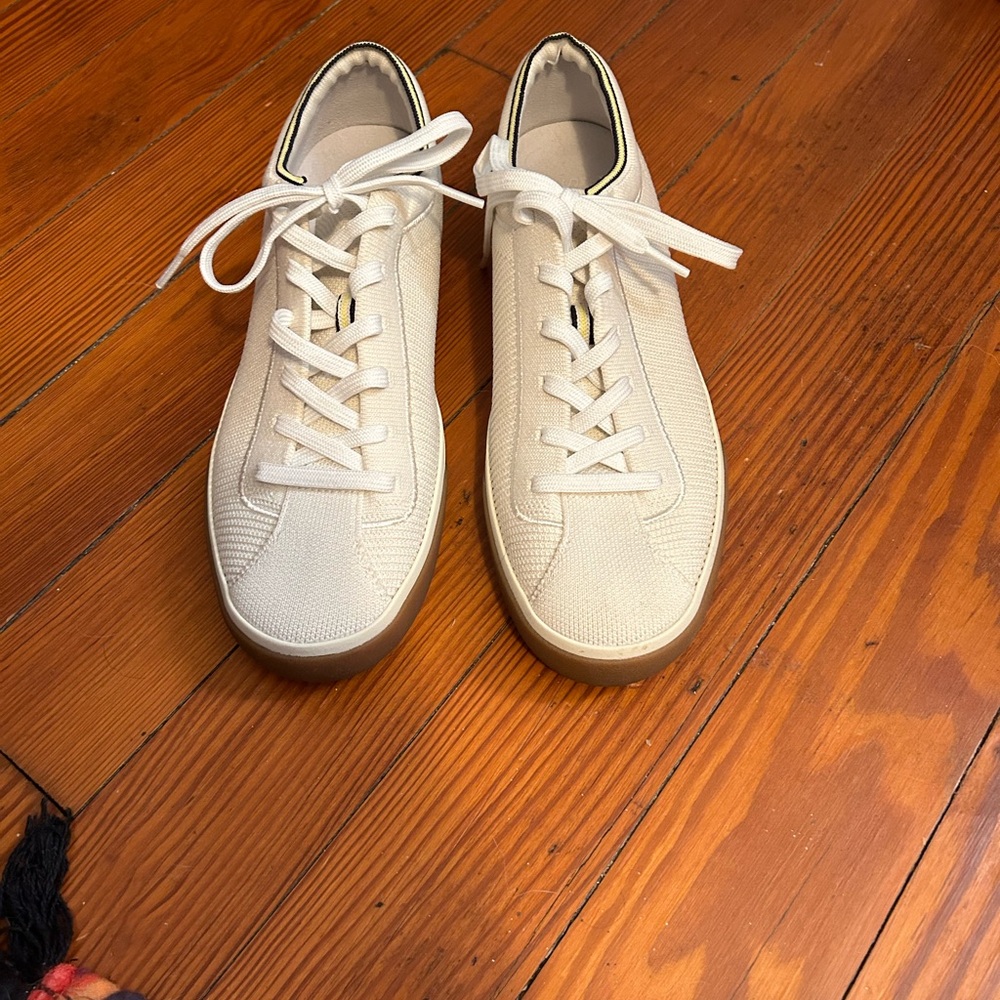 Rothy’s lace up sneakers